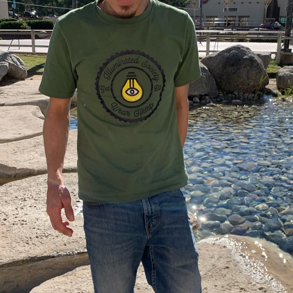 Organic Hemp Tee - “The Plant” green! - Picture 1 of 8